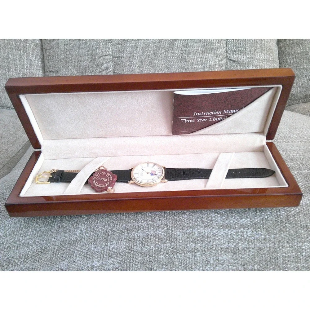 America 2000 Wristwatch Unisex OS Black New Patriotic American Flag Wood Box